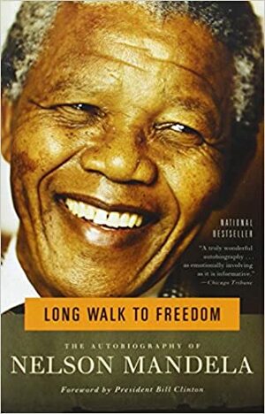 Pitkä tie vapauteen by Nelson Mandela