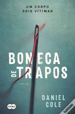 Boneca de Trapos by Daniel Cole