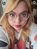 ellareadstoomuch's profile picture