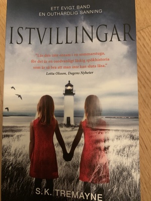 Istvillingar by S.K. Tremayne