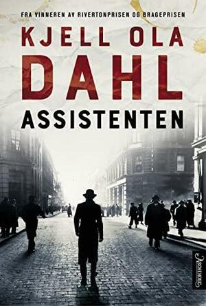 Assistenten by Kjell Ola Dahl