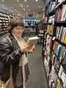 dorothysbookshelf's profile picture