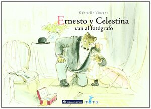 Ernesto y Celestina van al fotógrafo by Gabrielle Vincent