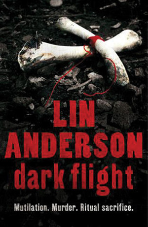 Dark Flight by Lin Anderson