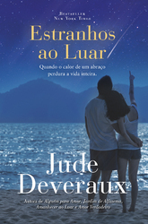 Estranhos ao Luar by Jude Deveraux