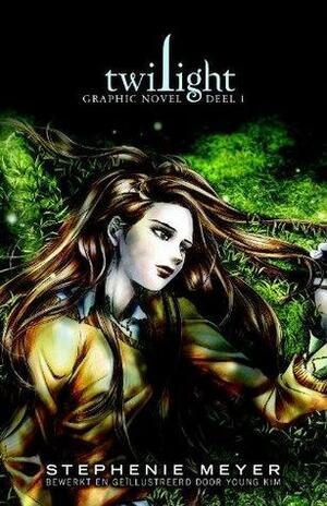 Twilight: The Graphic Novel, Vol. 1 by Young Kim