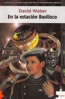 En la estación Basilisco by Aitor Solar Azcona, David Weber