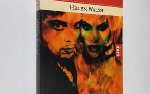 Lutka Helen Walsh by Helen Walsh