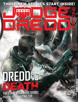 Judge Dredd Megazine 392 by Alex de Campi, Dan Abnett, Rory McConville, Arthur Wyatt