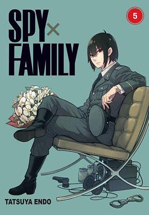 Spy x Family 5 by Tatsuya Endo