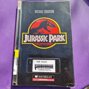 Jurassic park by Michael Crichton