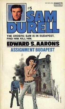 Assignment Budapest by Edward S. Aarons, Robert McGinnis