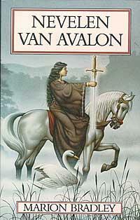 Nevelen van Avalon by Marion Zimmer Bradley