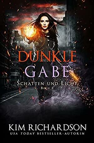 Dunkle Gabe by Kim Richardson