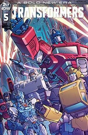 Transformers (2019-) #5 by Cachet Whitman, Brian Ruckley, Ángel Hernández