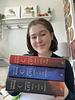 hallies_bookshelf's profile picture