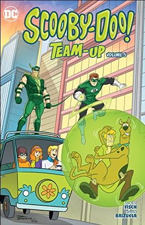 Scooby-Doo Team-Up, Volume 5 by Scott Jeralds, Dave Alvarez, Sholly Fisch, Darío Brizuela