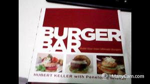 Burger Bar: Build Your Own Ultimate Burgers by Hubert Keller, Penelope Wisner