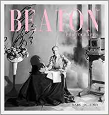 Beaton Photographs by Mark Holborn, Annie Leibovitz