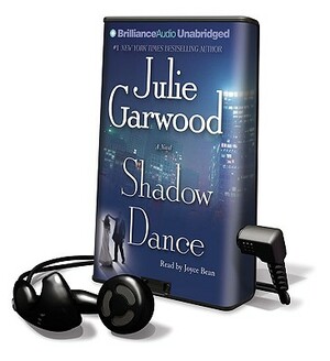 Shadow Dance [With Earphones] by Julie Garwood