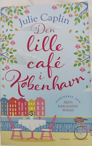 Den lille café i København by Julie Caplin