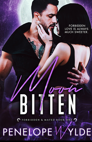 Moon Bitten by Penelope Wylde, Penelope Wylde