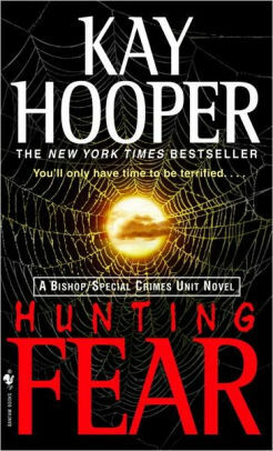 Hunting Fear by Kay Hooper