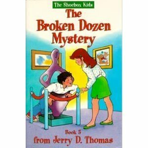 The Broken Dozen Mystery by Jerry D. Thomas, Glen Robinson