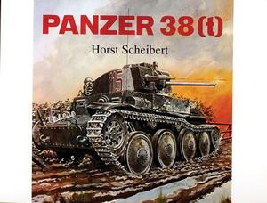 Panzerkampwagen 38(t) by Horst Scheibert