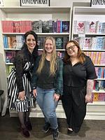 bookswrappedinamber's profile picture