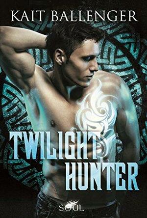 Twilight hunter: Roman by Kait Ballenger