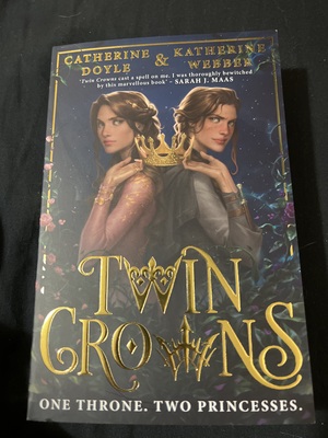 Twin crowns by Katherine Webber, Catherine Doyle