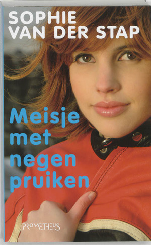 Meisje met negen pruiken by Sophie van der Stap