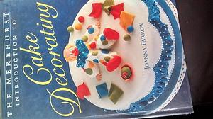 The Merehurst Introduction to Cake Decorating by Joanna Farrow