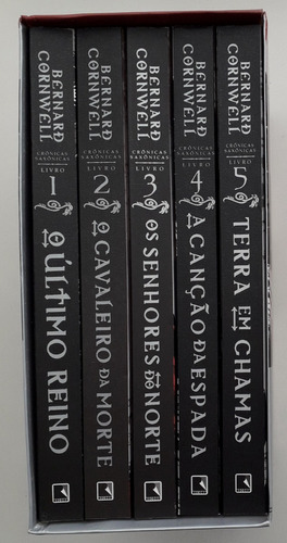 Crônicas Saxônicas 5 Volumes Box (The Last Kingdom #1-5) by Bernard Cornwell
