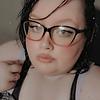 squishiereads's profile picture