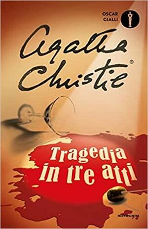 Tragedia in tre atti by Agatha Christie