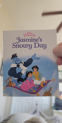 Jasmine's Snowy Day by Autumn Publishing