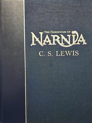 The Complete Chronicles of Narnia: Gift Book in Slipcase by C.S. Lewis