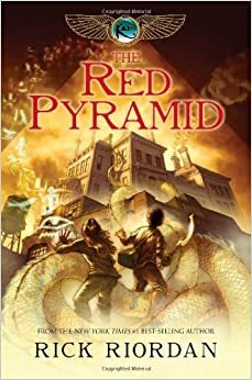 Červená pyramída by Rick Riordan