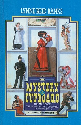 The Mystery of the Cupboard by Lynne Reid Banks