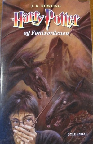 Harry Potter og fønixordenen by J.K. Rowling