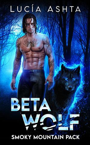 Beta Wolf by Lucía Ashta