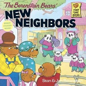 The Berenstain Bears' New Neighbors by Stan Berenstain