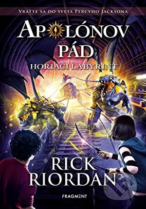 Horiaci labyrint by Rick Riordan