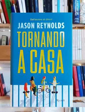 Tornando a casa by Jason Reynolds