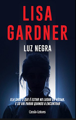 Luz Negra by Lisa Gardner