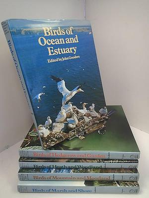 Birds of Ocean and Estuary by John Gooders