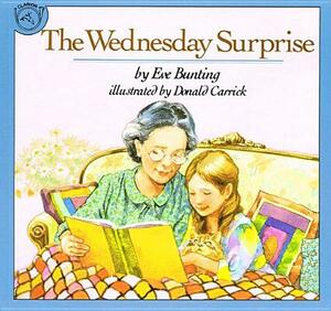 The Wednesday Surprise by Eve Bunting