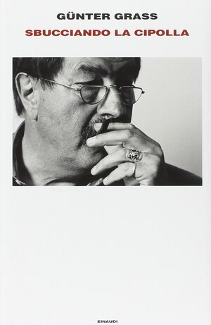 Sbucciando la cipolla by Günter Grass